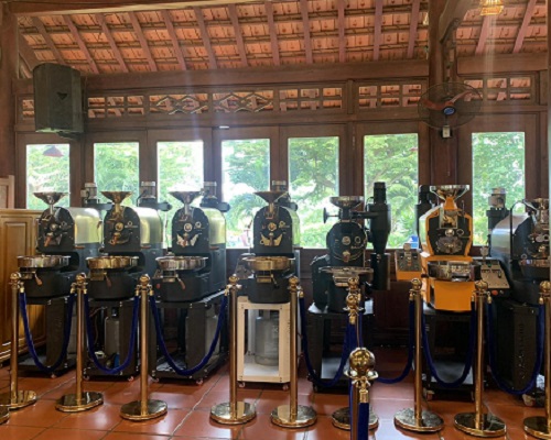 Đại diện Kafela Coffee tham gia chấm giải tại cuộc thi Vietnam Amazing Roast Master 2022
